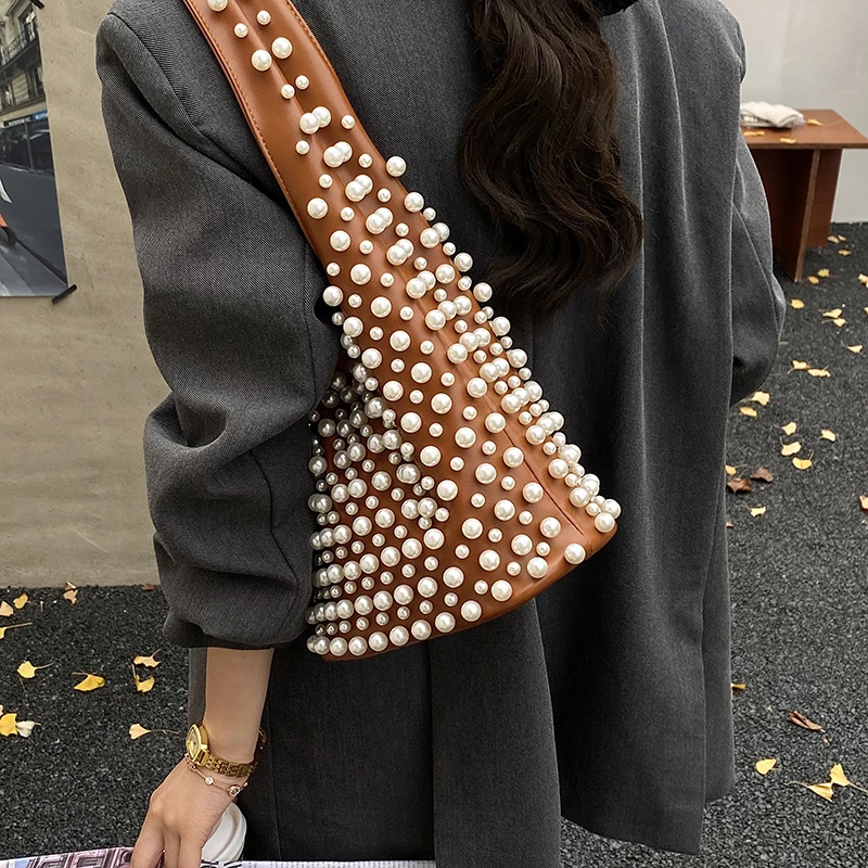 

Женская сумка через плечо из искусственной кожи с заклепками, кошелек-ведро с жемчугом, сумка-тоут для путешествий, покупок, работы, ежедневного использования