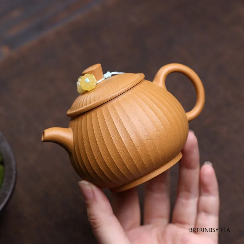 

Yixing Purple Clay Teapot Chinese Handmade Tea Pot Beauty Tea Infuser Kettle Household Tradition Teaware Zisha Tea Set 140ml