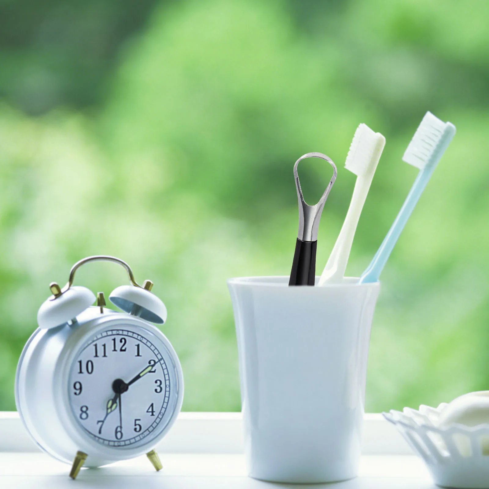 

2Pcs Tongue Cleaner Stainless Steel Tongue Scraper for Adults Portable Bad Breath Removal Tool Household Oral Care Cleaning