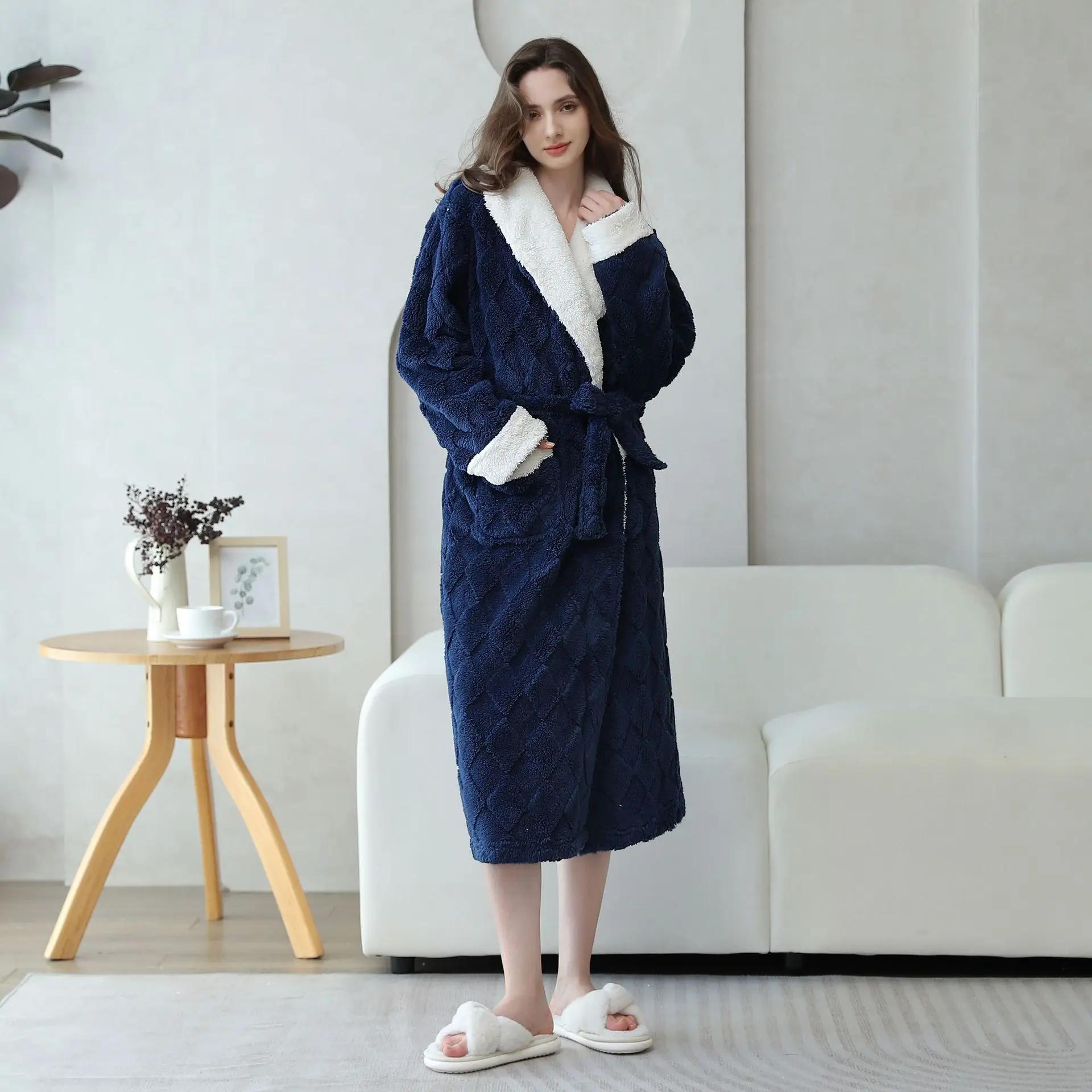 Women's Long Bathrobe Robe Comfortable Flannel Nightgown With Belt Autumn Winter Warm Fleece Lapel Couples Sleepwear New Robe