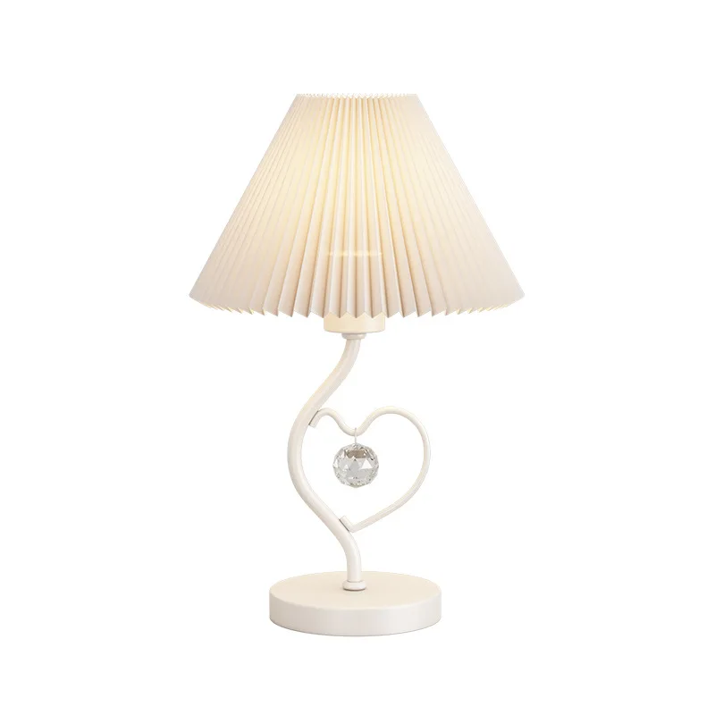 

Cream wind decorative pleated table lamp bedside lamp senior sense vintage girl heart bedroom night lamp table