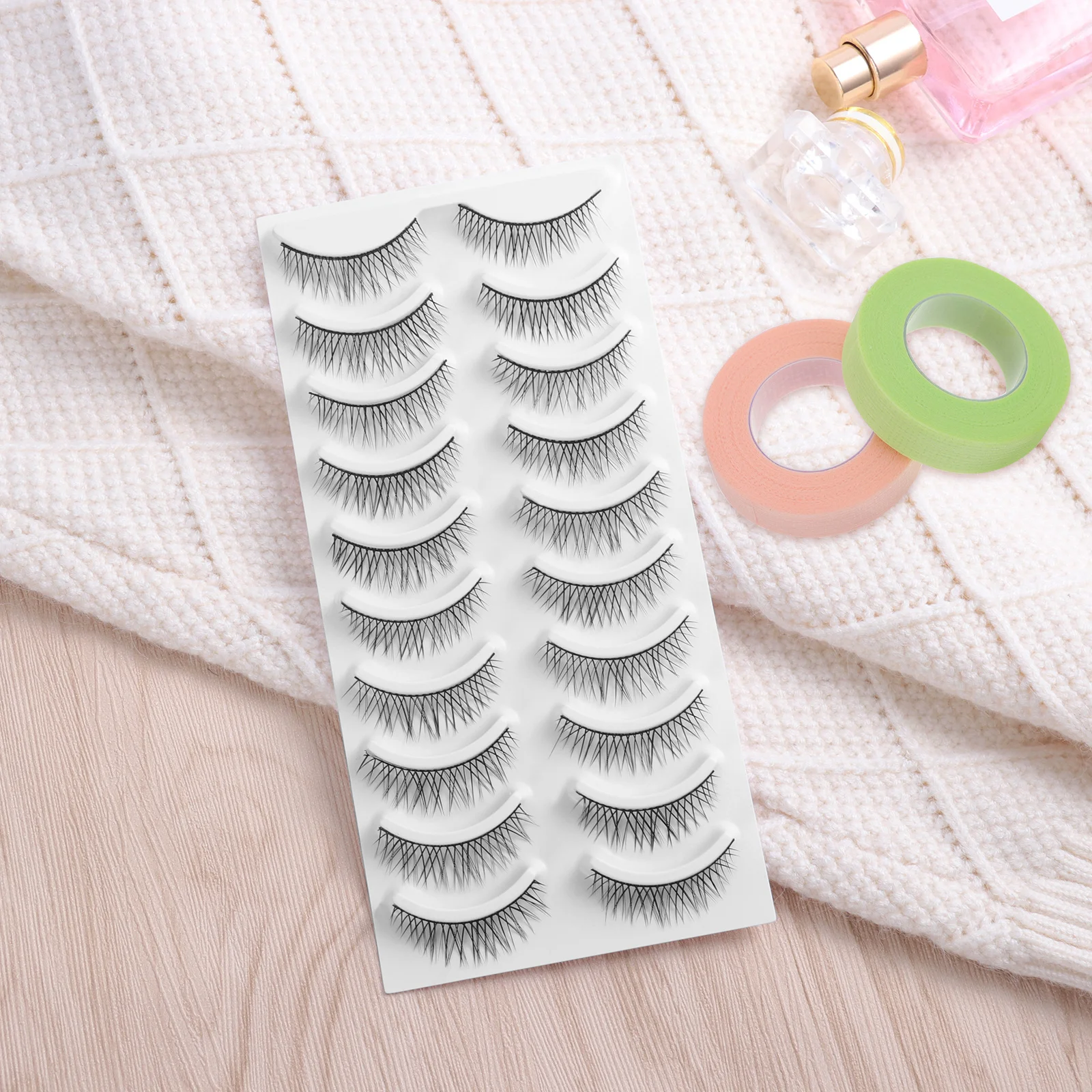 

5 Rolls Eyelash Extension Tape Breathable Elastic Eyelash Isolation Patch Peelable Adhesive for Grafting Eyelashes DIY Beauty