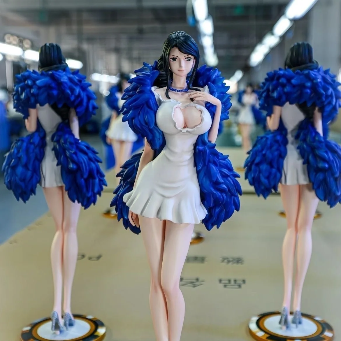 

One Piece JT Studio Robin (Whole Cake Island) 31cm Anime Statue – Fully Painted Deluxe Articulated Figure | Collectible Model