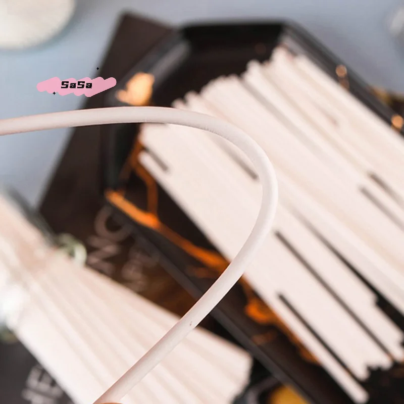 100 قطعة من أعواد المصاصة البلاستيكية البيضاء المجوفة للحفلات مصاصة الحلوى كعكة Po-p العصي صنع مصاصة السكر والشوكولاتة