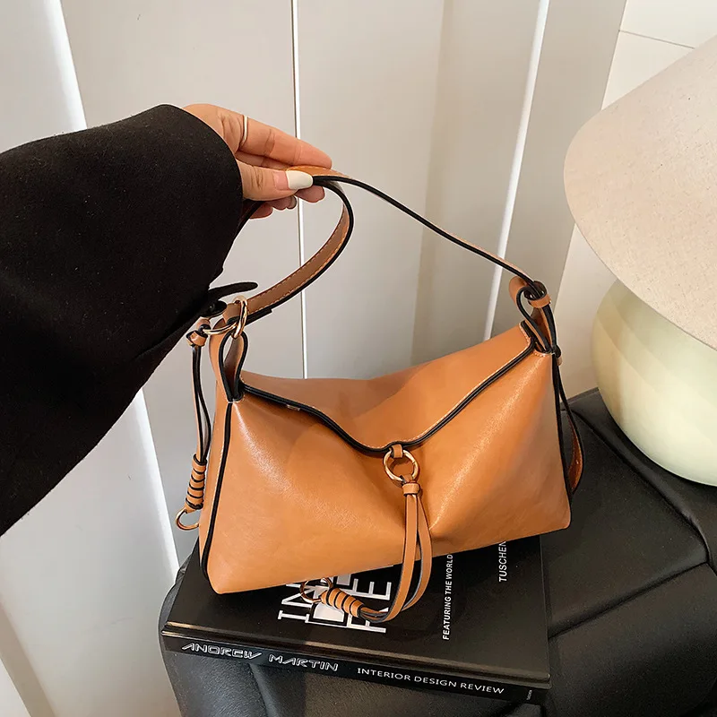 

Простая и ретро женская сумка | Легкая роскошная сумка подмышки для поездок на работу и отдыха, материал PU, стильная и универсальная сумка через плечо