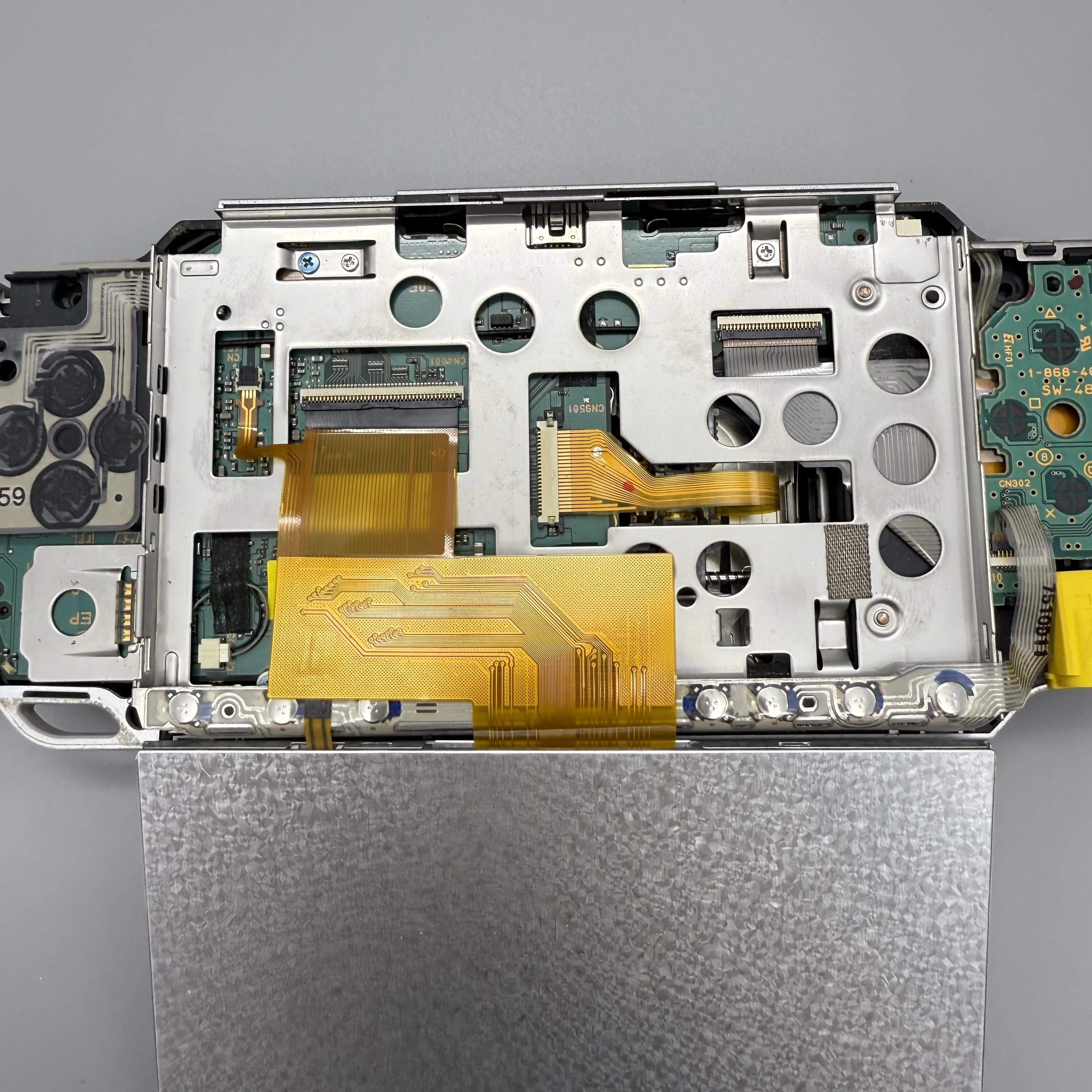 psp1000-ips-lcd-screen-suitable-for-sony-playstation-portable-psp-1000