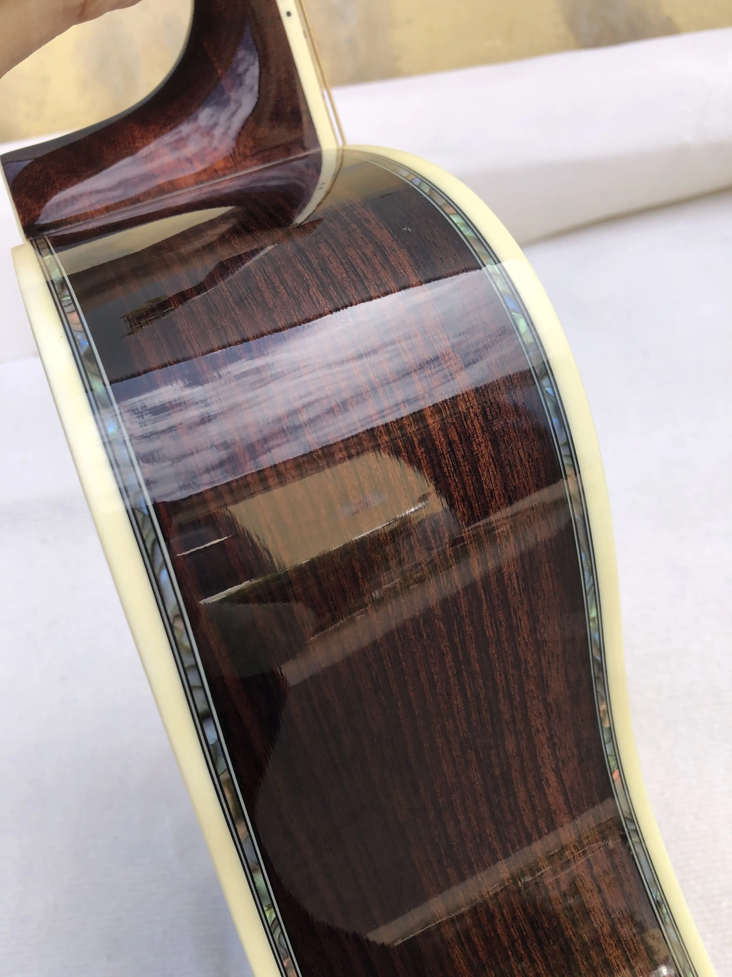 41 inch D45, op voorraad, D45-model, akoestische gitaar, 41 inch, kleurrijke schaal, inleg met abalone binding
