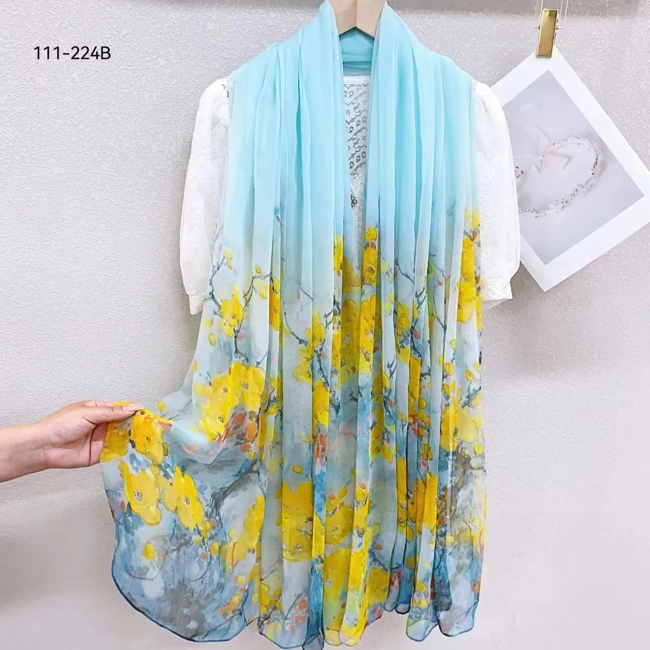 Silk Scarf Women Hijab Pashmina Long Beach Stoles Shawl Wrap Headbands Spring Warm Scarves Bandana Ladies Neckscarf New Foulard