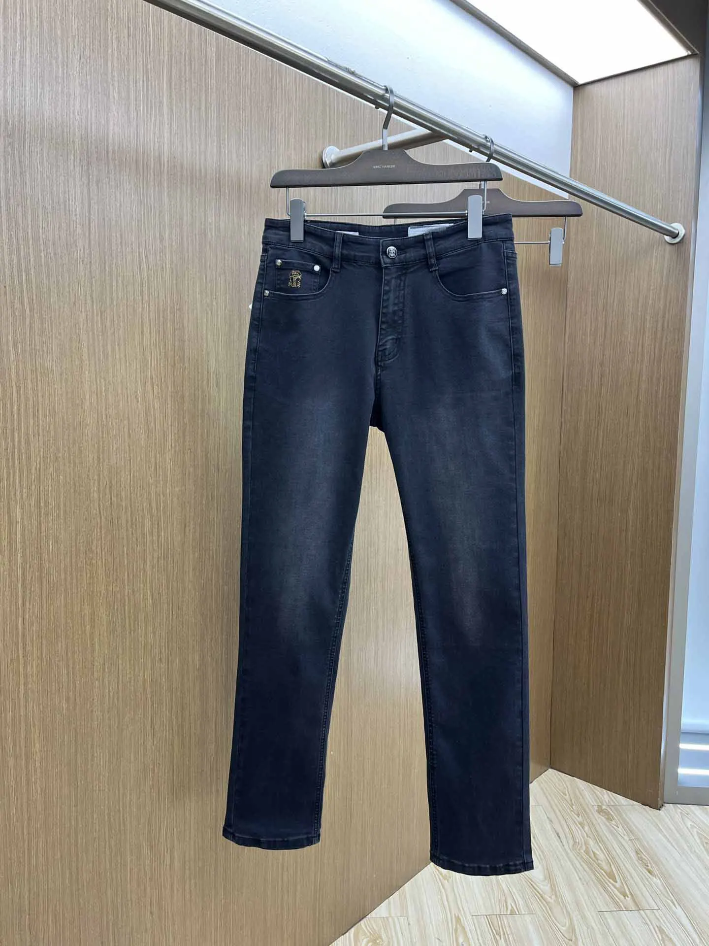 BILLIONAIRE SIJITONGDA The latest men's spring and summer jeans have exquisite workmanship and stitching, making them perfect fo