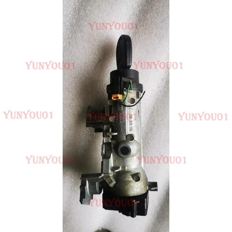 

Suitable for Xinrui Xinlang Yilang Xing Ignition Aluminum Seat Ignition Switch Lock Cylinder Base Disassembly Parts