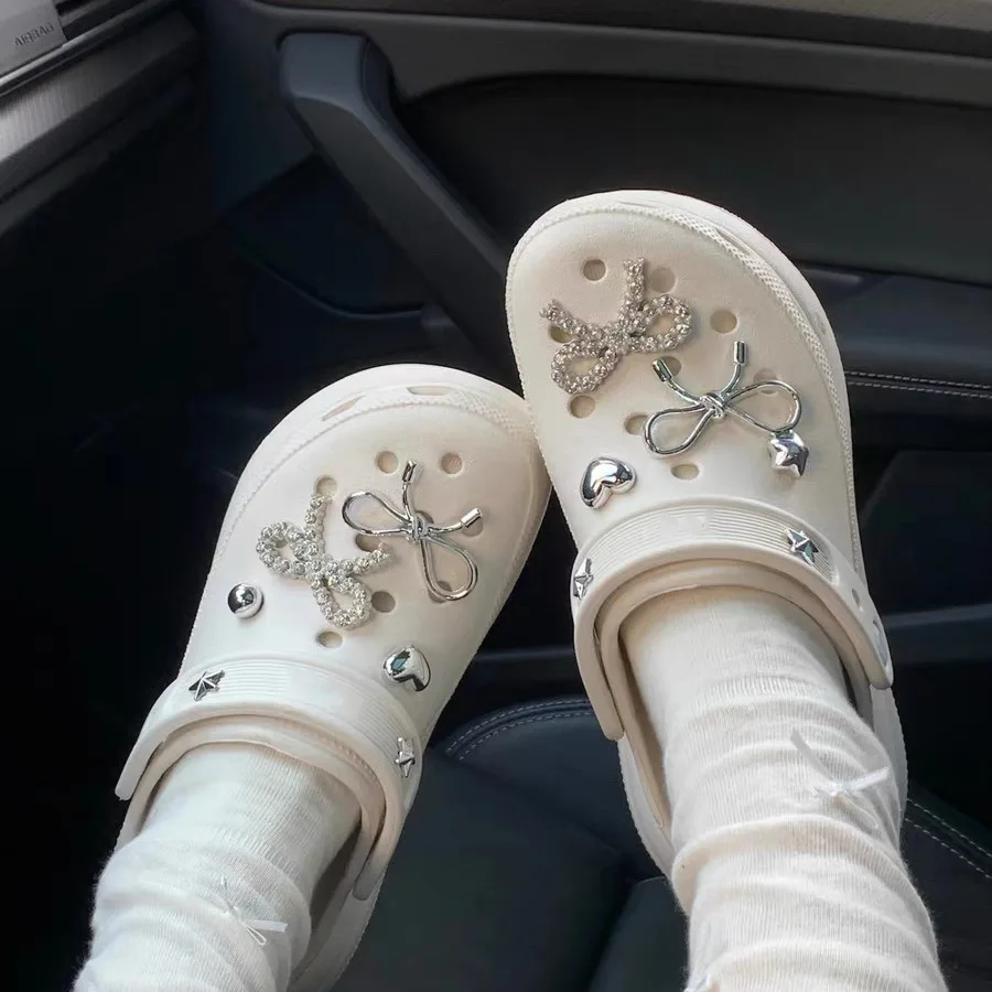 Luxury Rhinestore Bowknot Clogs Accessories Summer 2026 Y2K Metal Heart Shoes Charms Set Woman's Designer Shoes Decorations image 3