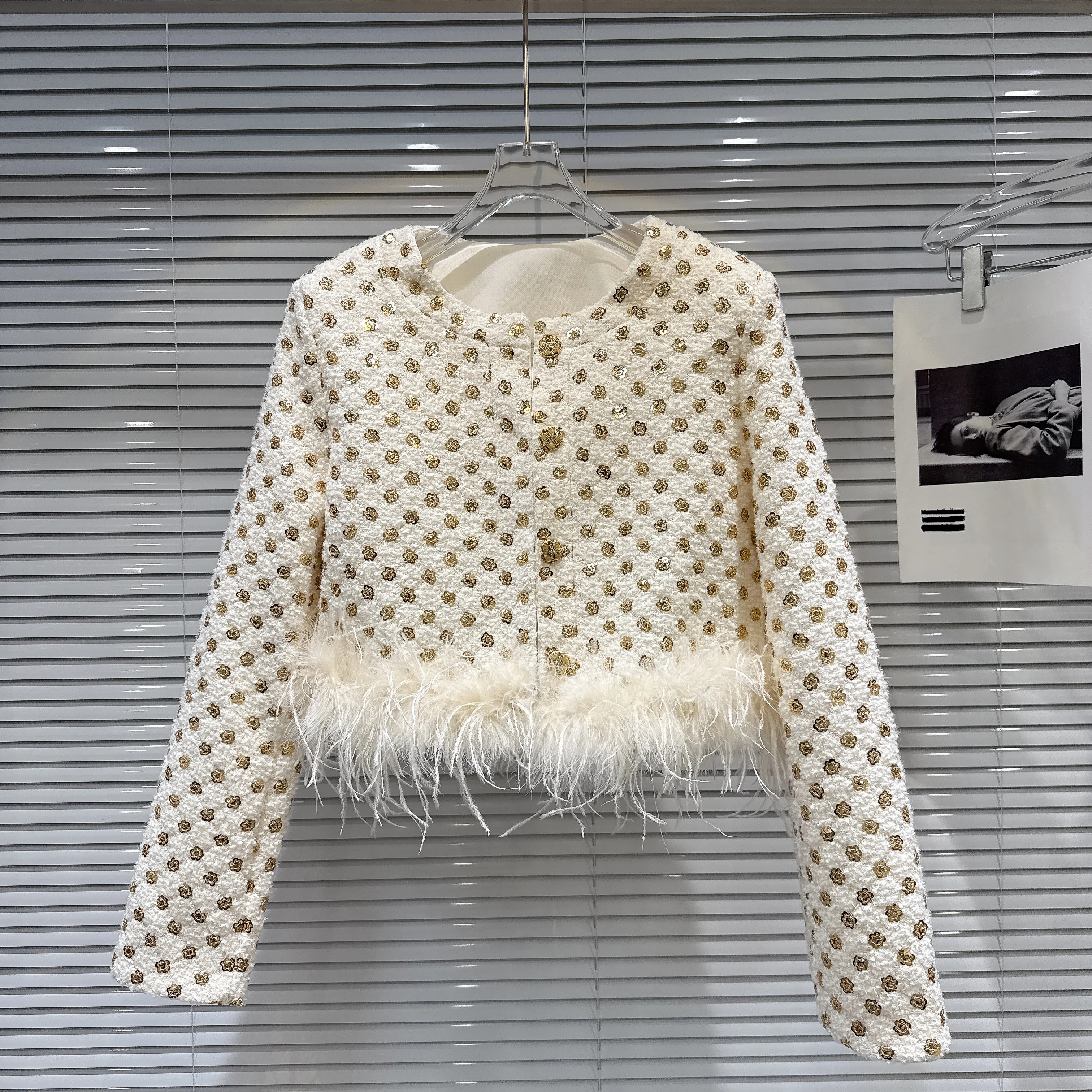 

Gagarich Fashion 2025 Autumn New Collection Women Small Fragrant Bead Floral Wool Coat with Ostrich Edge Short Coat