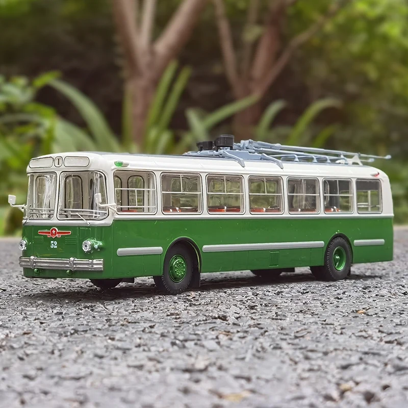 1:43 ZIU-5 Vintage bus ClassicBus model Soviet Russian tram bus model collection display gift pieces