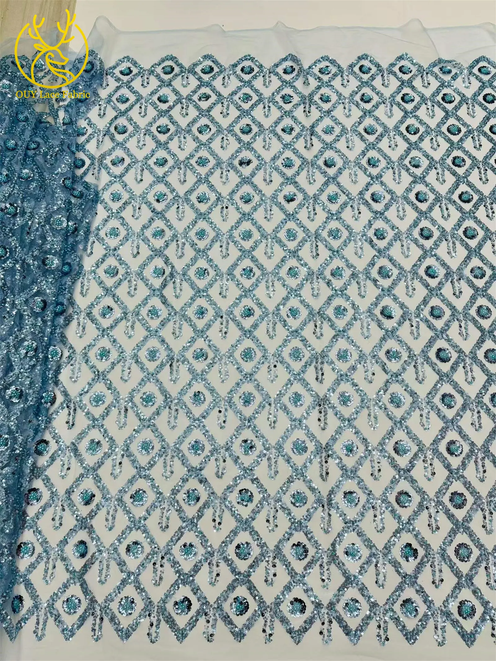 Wunderschöner afrikanischer nigerianischer Pailletten-Spitzenstoff in Diamantform, 2026, hochwertiger französischer Tüll zum Nähen von Abendkleidern – Detail 8