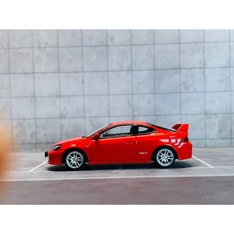 Diecast 1:64 Scale LCD INTEGRA TYPE R DC5 Alloy Car Model