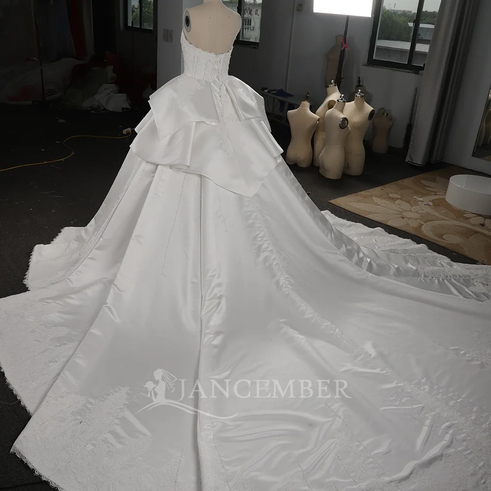 Ball Gowns for Birthday Party Organza Strapless Affordable Beach Wedding Dresses Court Train Customized فساتين حفلات