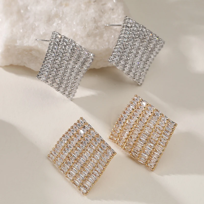 GANPUP Funkelnde Quadratische Vollzirkonia-Ohrstecker für Damen, Modischer Neuer Trendiger Ohrschmuck, Geschenk für Party, Damenohrringe – Detail 2