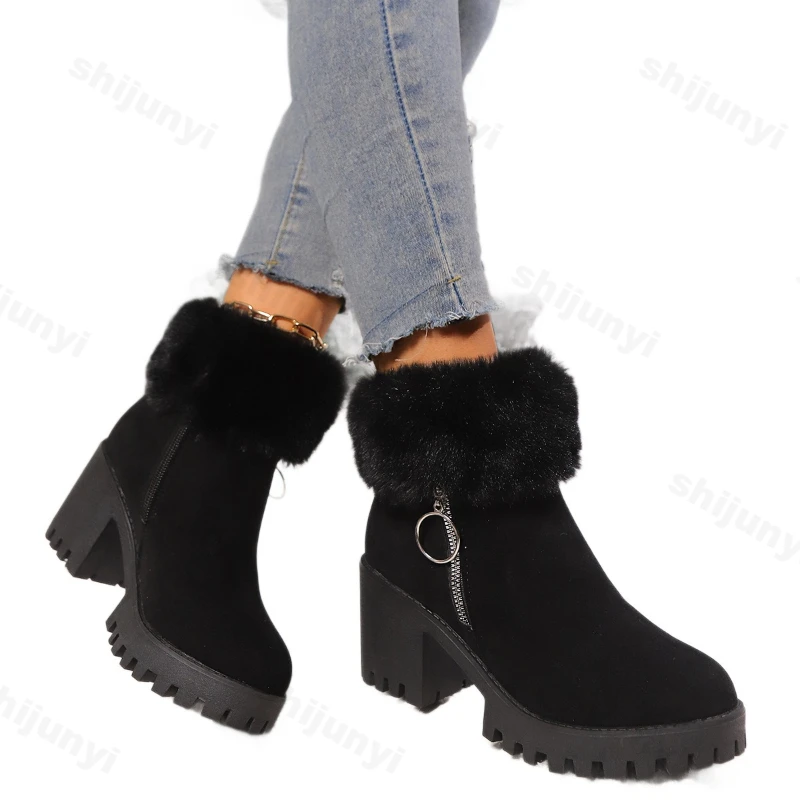أحذية نسائية كبيرة الحجم موضة الشتاء بسحاب جانبي حافة مدمجة أحذية قطنية خارجية غير قابلة للانزلاق أحذية مريحة بكعب متوسط