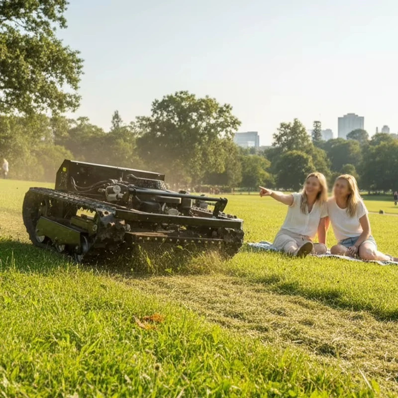 100% Remote Control Reel Mower Lawn Mower Garden Crawler Grass Cutter Lawn Mover