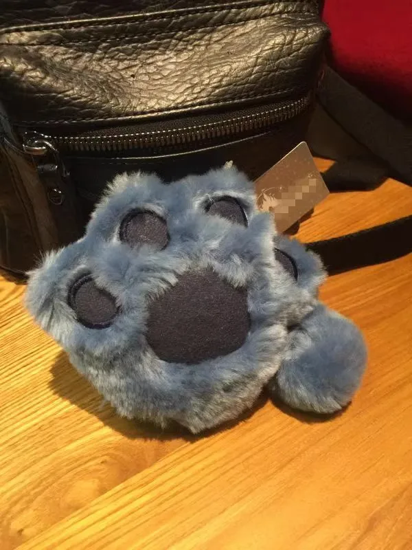 Original Disneyland 2023 Stitch Alien Strawberry Bear Plush Portable Loose Wallet Retractable Pendant Stitch Paws