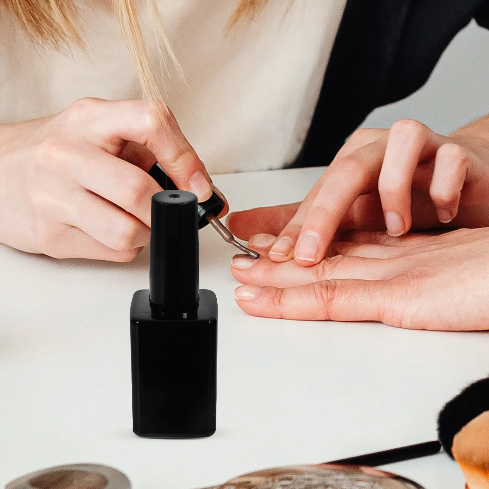 

6Pcs Empty Nail Polish Bottles Small Glass Gel Polish Bottles Portable Brush Leakproof for Home Salon Travel Use