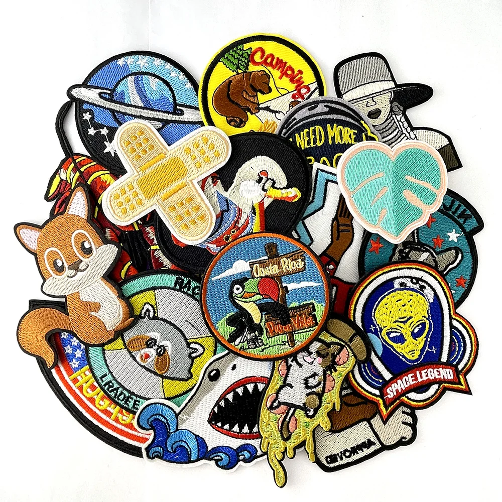 20Pcs/Lot Planet Alien Iron on Patches for Clothes Stickers Cover Repair Hole Decoration Appliques Patch Embroidered Applique