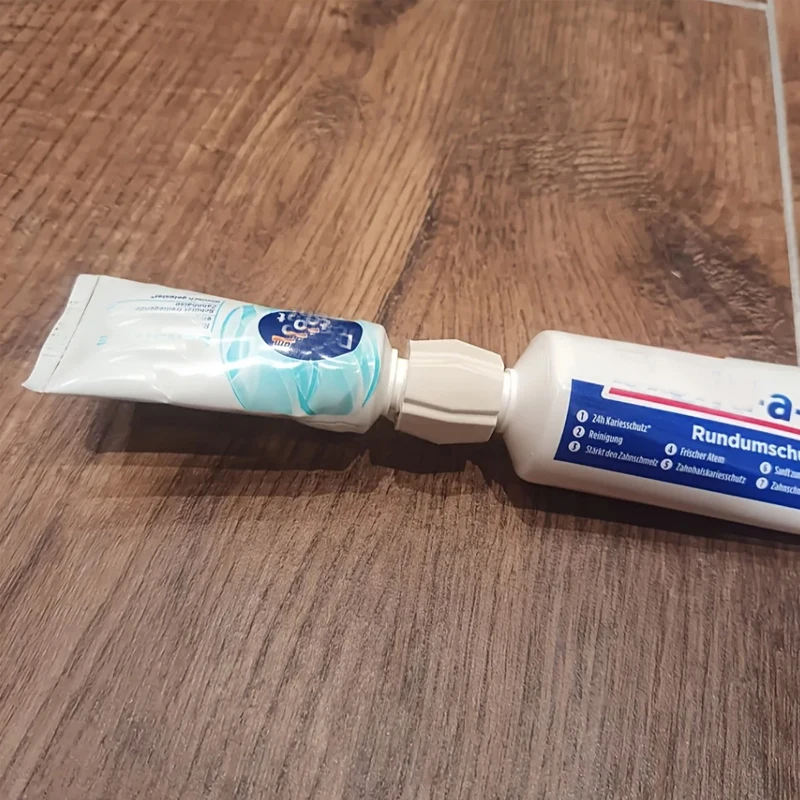 Toothpaste Squeezer Adapter,No-Spill Tube Roller for Travel, Home, Bathroom Organizer Toothpaste Saver Tool Toothpaste Dispenser