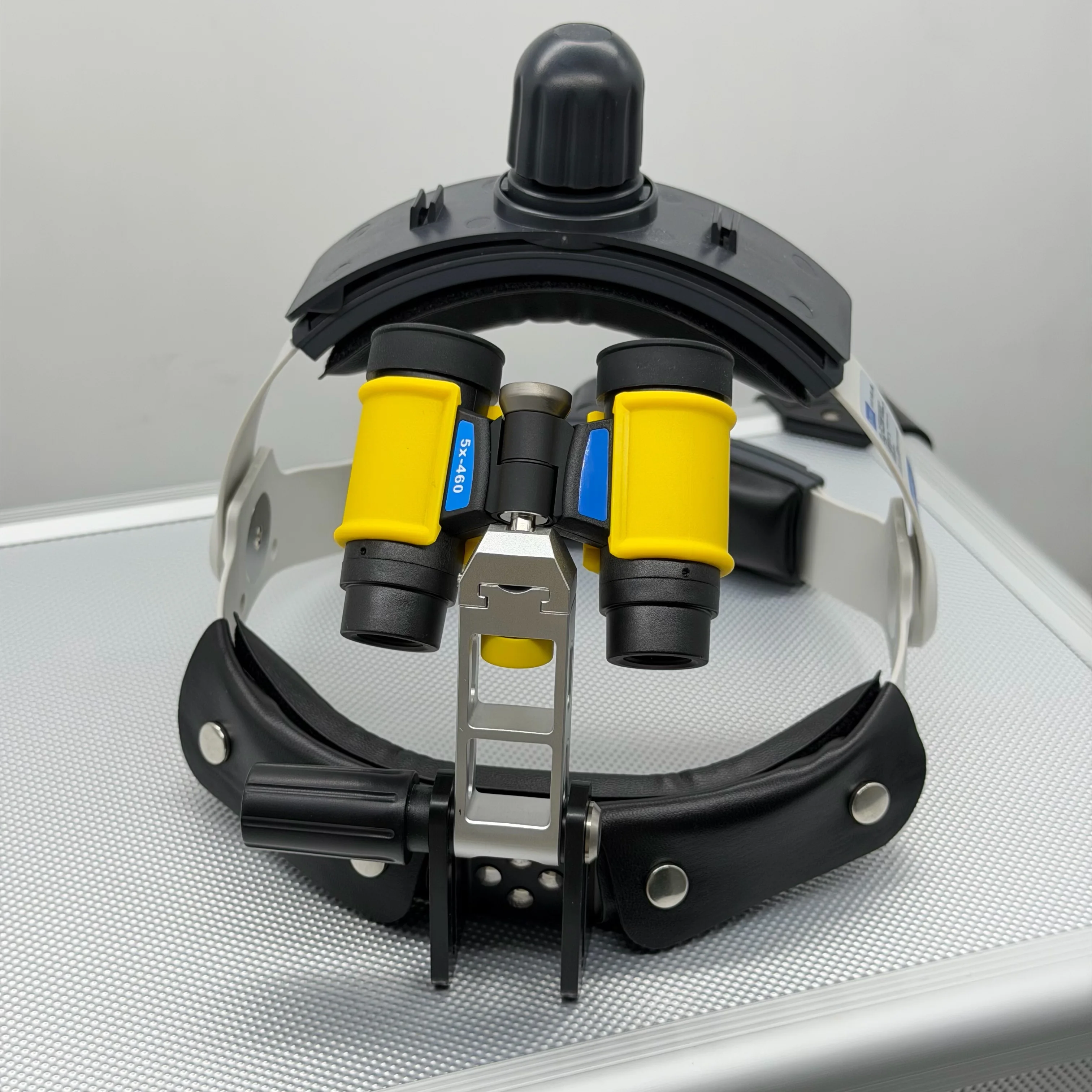 العدسة الجراحية المثبتة على رأس الأسنان SLH 4.0X & 5.0X & 6.0X المكبر الجراحي الطبي للأسنان