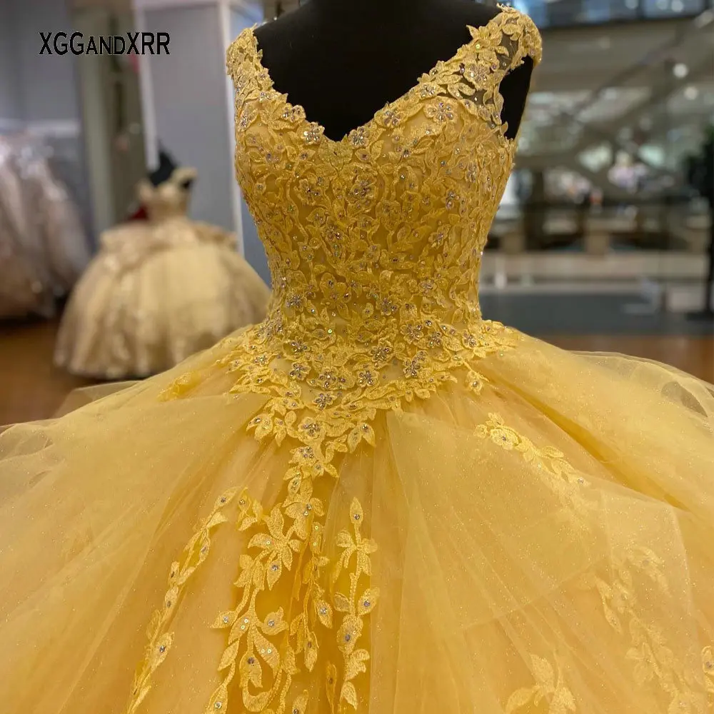 Vestidos de quinceañera amarillos, cuello en V, Espalda descubierta, Apliques de encaje con flores, vestido largo 15 16 dulce, cumpleaños, baile de graduación, 2023