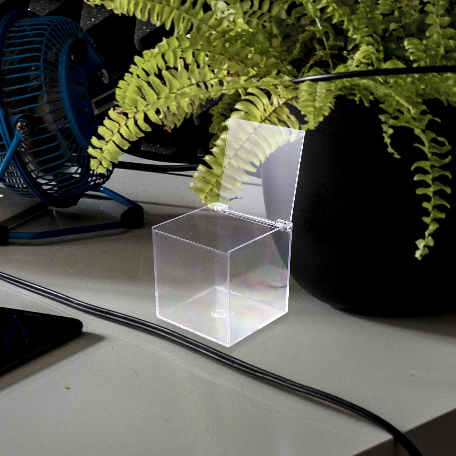 

Acrylic Storage Box 10cm Clear Display Case with Lid for Collectibles Model Toy Figurine Organizer Desk Accessories Square