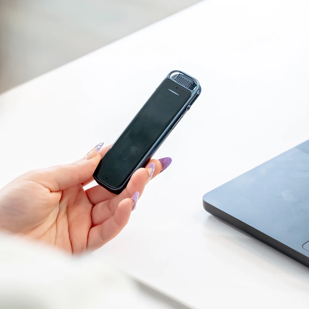 iFLYTEK P1 Pro AI Recorder 3.2-inch Touchscreen Recording Playback Meeting Assistant Real-Time Transcription Interpretation Mic