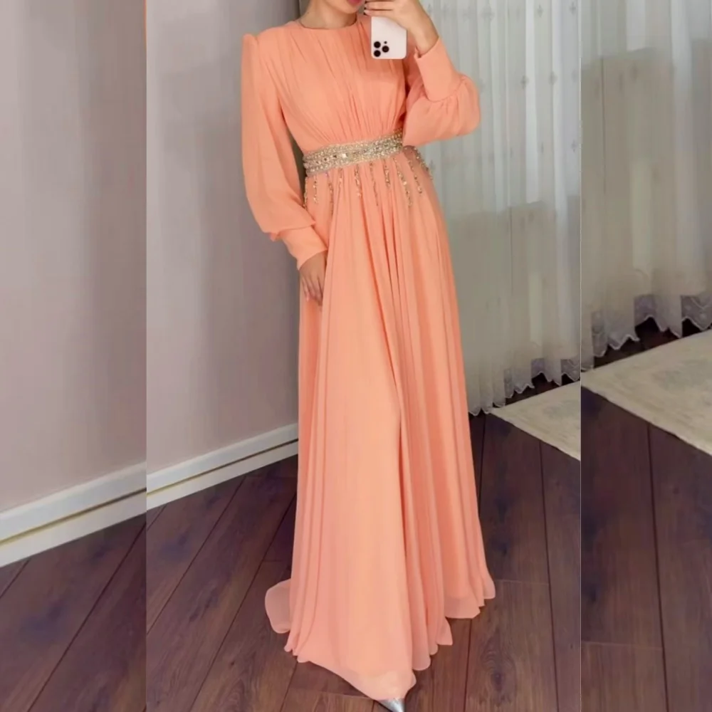 Maßgeschneiderte Jersey-Falten-Strass-O-Ausschnitt-lange Kleider, maßgeschneiderte Anlässe, Abend, elegante Party, Hochzeit, einfache Größen erhältlich