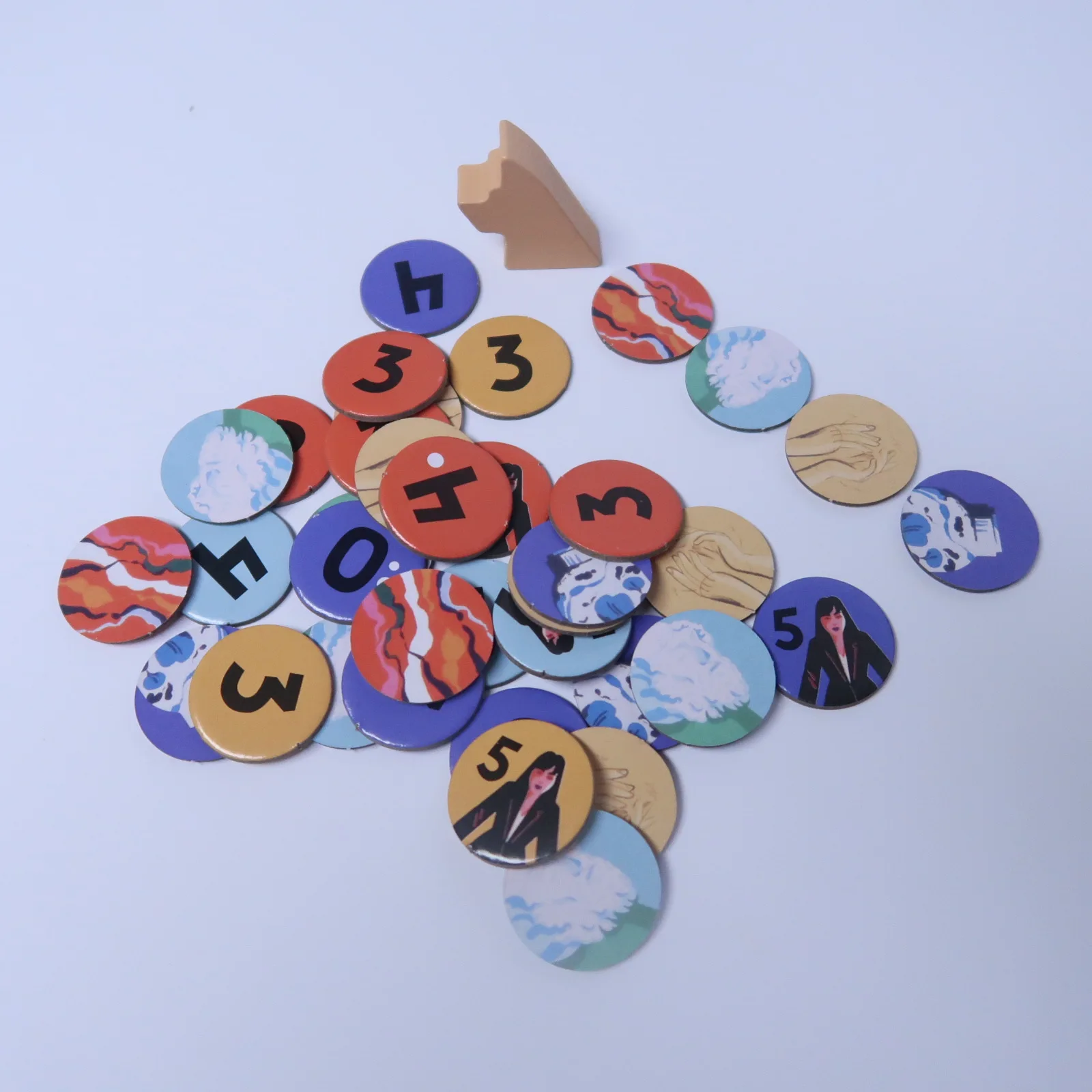 Scout-Kartenspiel • Nine Tiles Panic • Moon Adventur • Fafnir Strategy • Ein gefälschter Künstler • IN einem GROVE • Rafter Five•Bestes Familienspiel – Detail 32