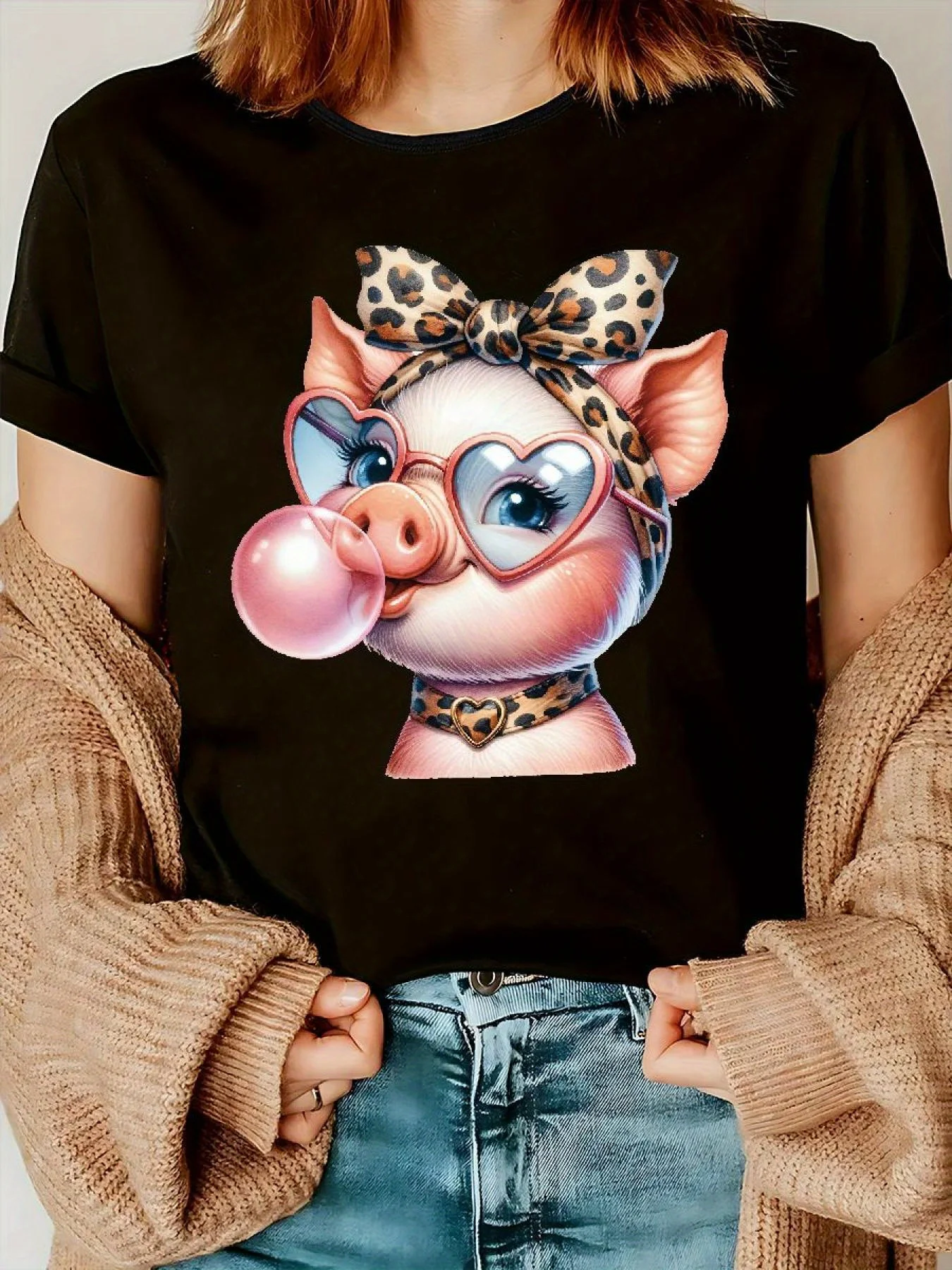 

2025 женская повседневная футболка с коротким рукавом с милым рисунком свиньи и круглым вырезом, летние топы, модная одежда, стильные повседневные топы с узором
