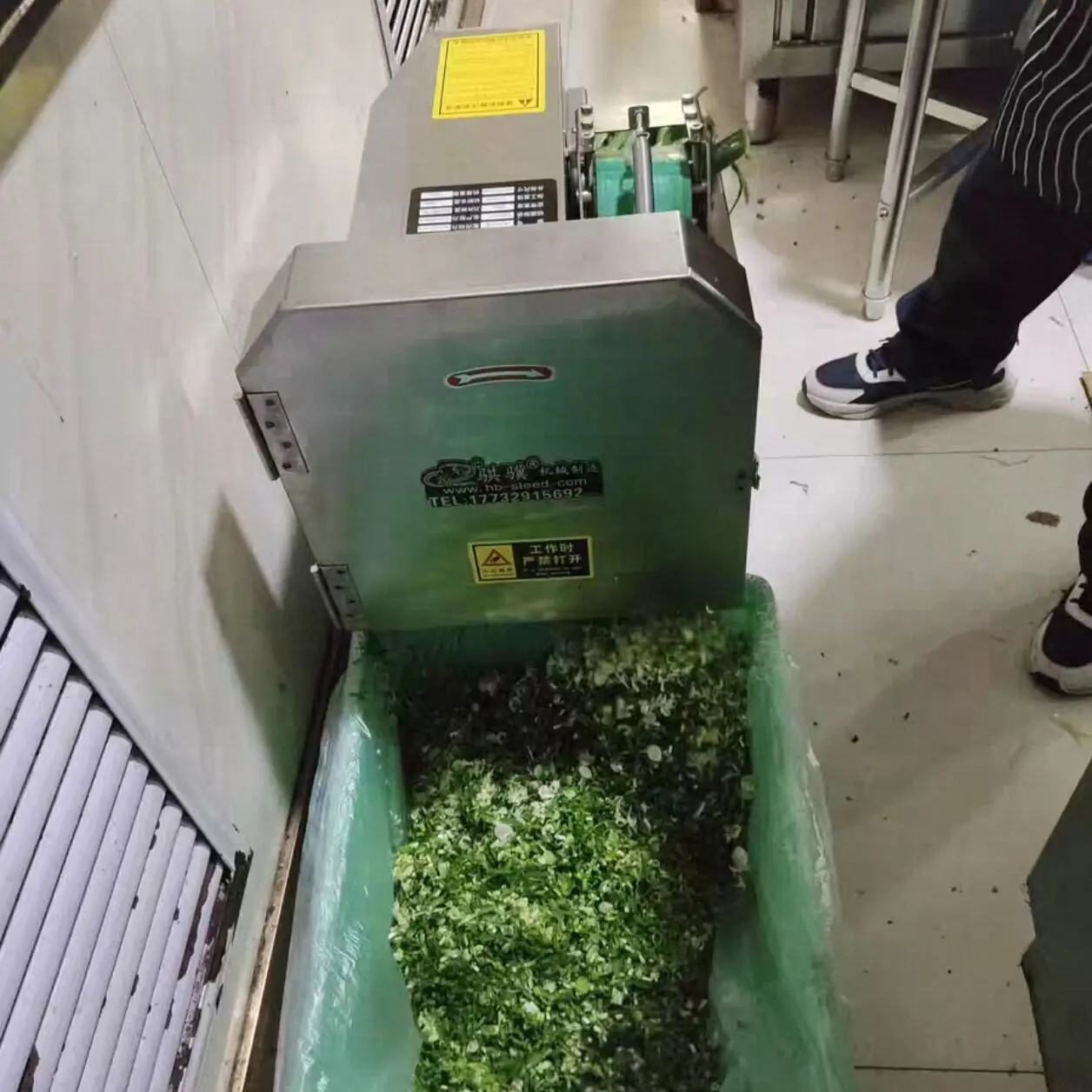 

Коммерческий автоматический электрический измельчитель овощей для нарезки картофеля, моркови и имбиря