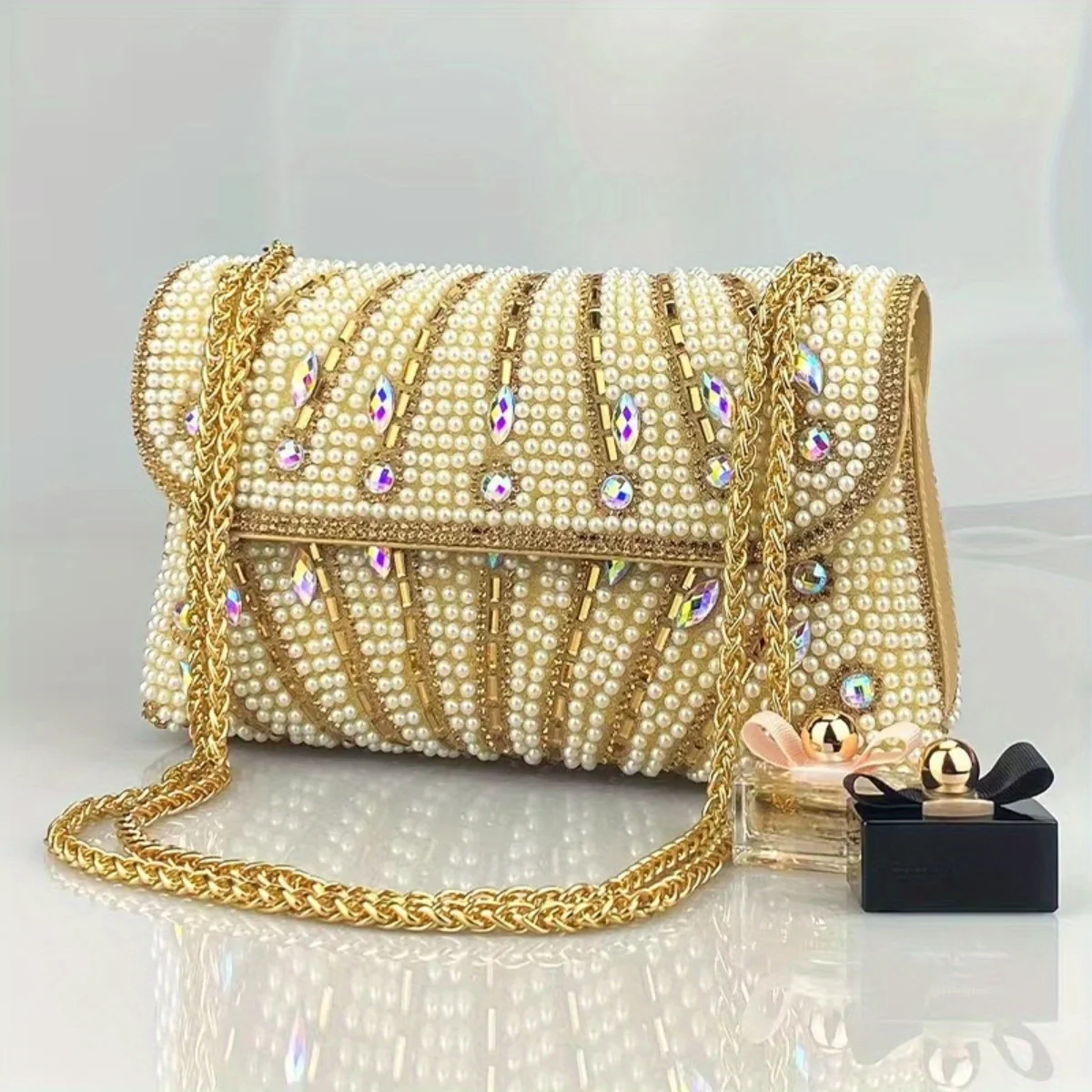 

New Fashion Ladies Diamond Banquet Bag Exquisite Pearl Square Handbag with Chain and Metal Buckle Multi Layer Party Bag