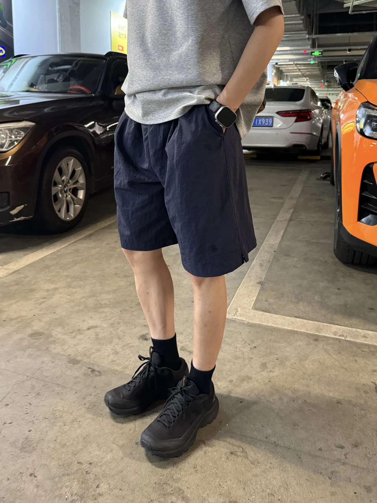 

Qui Dry Summer Street Sle Мужские орты с вышивкой Повседневная свободная посадка Спортивная универсальная функциональная прямая нога Пять четвертей...