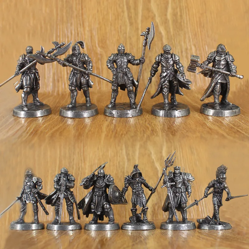 Figurki pancernych wojowników Vintage Solid Cupronickel Model żołnierza Kreatywne miniaturowe ozdoby Akcesoria Elementy do gier planszowych