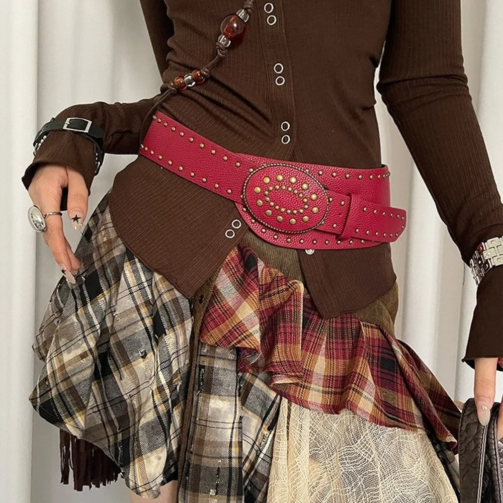 

Trendy Vintage Rivet Leather Belt Gothic Y2k Women's Waist Belt Punk Heavy-Duty Dress Jeans Belt Waist Accessories