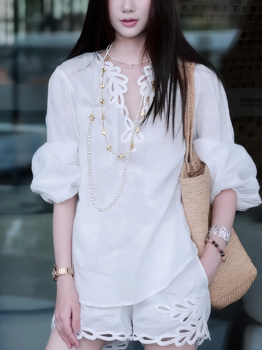 

Белая женская блузка Ele с V-образным вырезом и ажурным дизайном, модная новинка весна-лето G907830