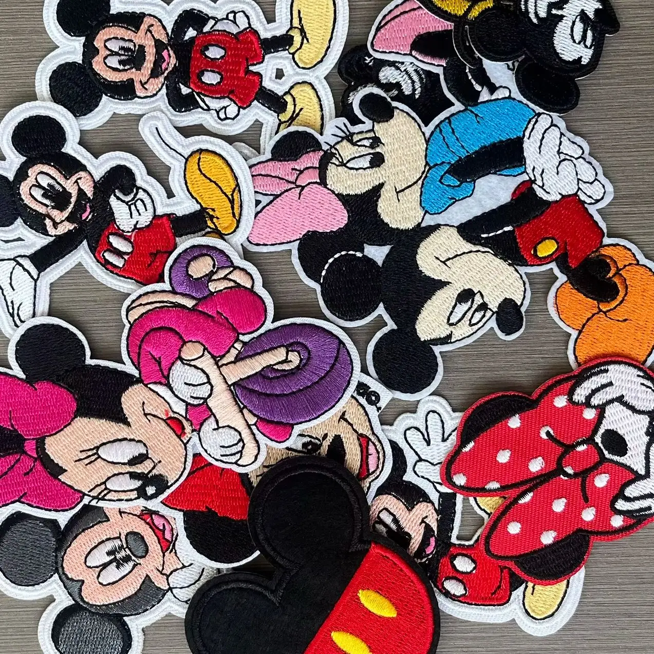 11-16Pcs Cartoon Mouse Cartoon Duck Patches DIY Apparel Sew Fabric Iron on embroidery Patches Decor Coat  Embroidered Applique