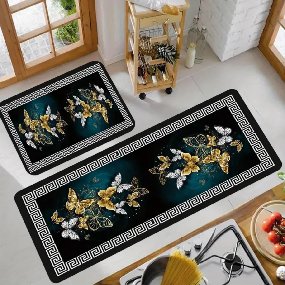 Soft Kitchen Runner Rug, Long Thickened Flannel Floor Mat with PVC Non-Slip Bottom, Fuzzy Absorbent Water Absorbing Mat for Kitchen, Bathroom, Toilet, Entryway and Dining Room