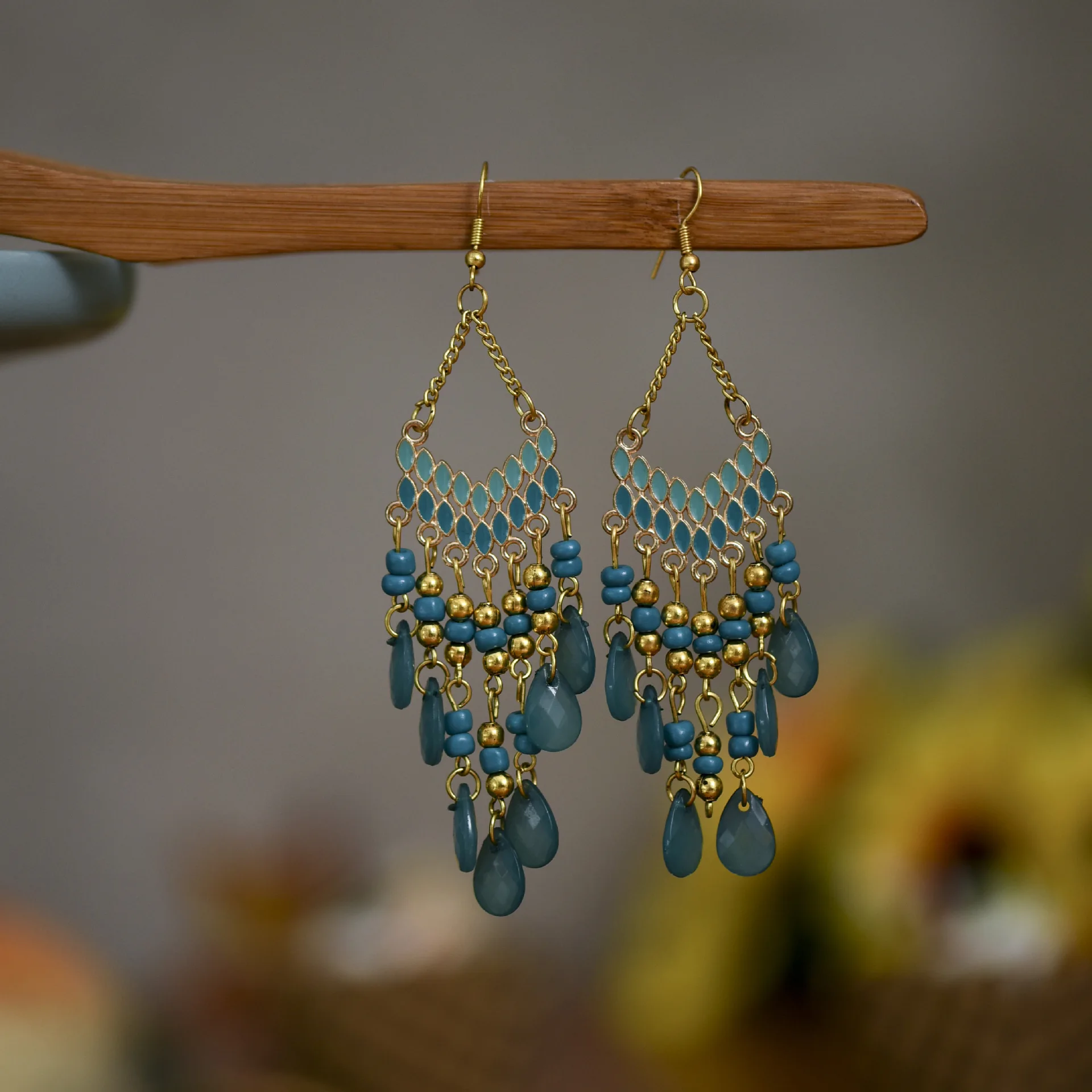 Ohrringe im ethnischen Stil mit Wassertropfen-Motiv für Damen, böhmische Perlen-Ohrringe mit Quasten, Retro-Schmuck für Mädchen, geeignet für den täglichen Gebrauch und für Partys. – Detail 8