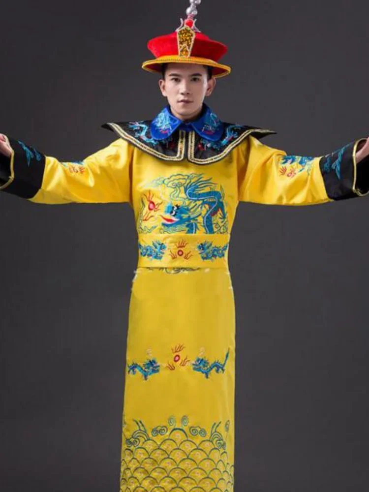 الملابس التقليدية الصينية الجديدة الإمبراطور الأمير تظهر سلالة تشينغ الإمبراطور تأثيري البدلة رداء مع قبعة زي حجم واحد