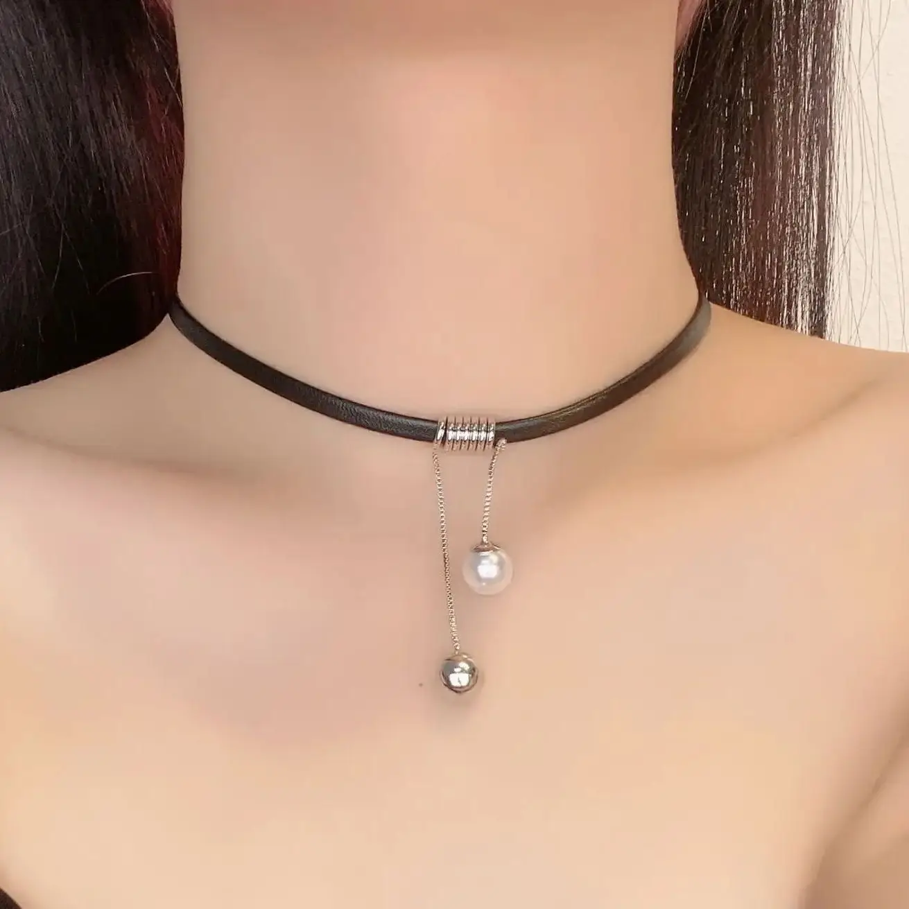 Punk Charm Pearl Tassel Leather Sexy Choker Vintage Necklaces For Women Hot Girl Fashion Jewelry Party Accessories