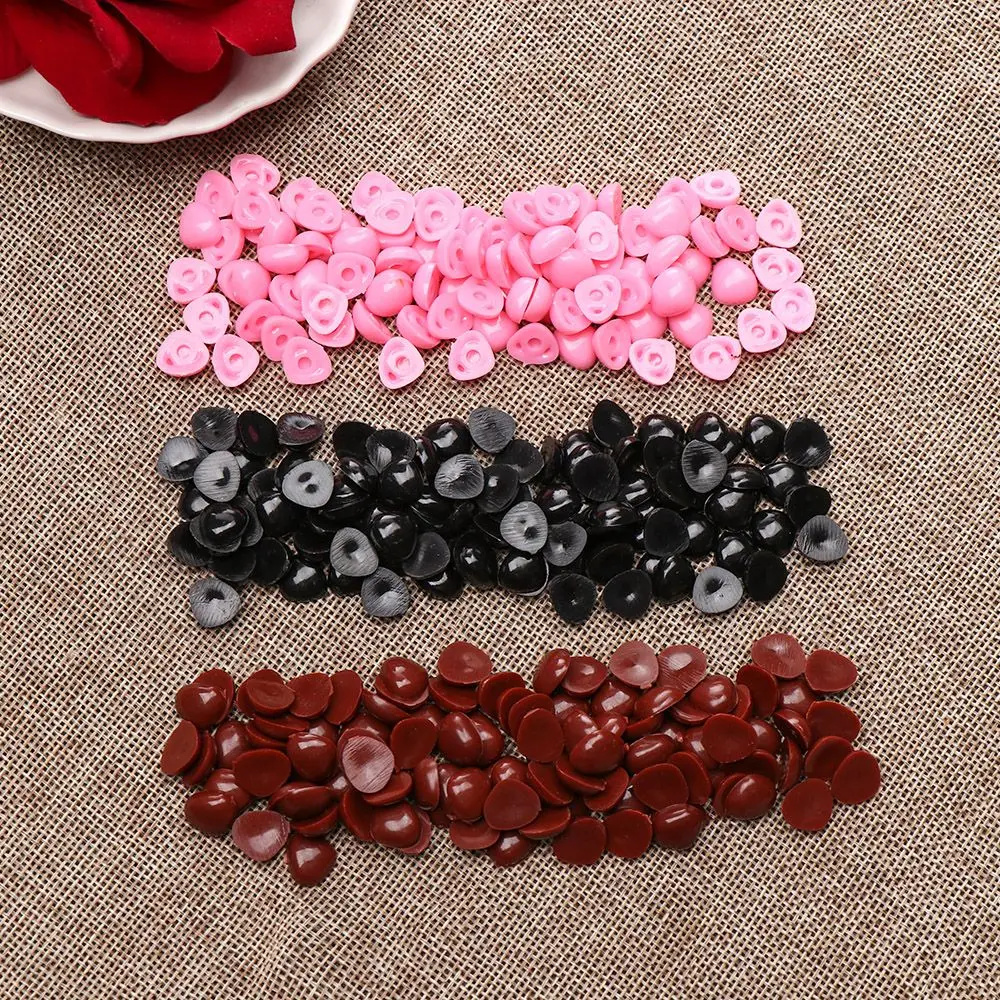 100pcs New Toys Bear Buttons Dolls Accessories Doll Noses Triangle Nose Safety Parts