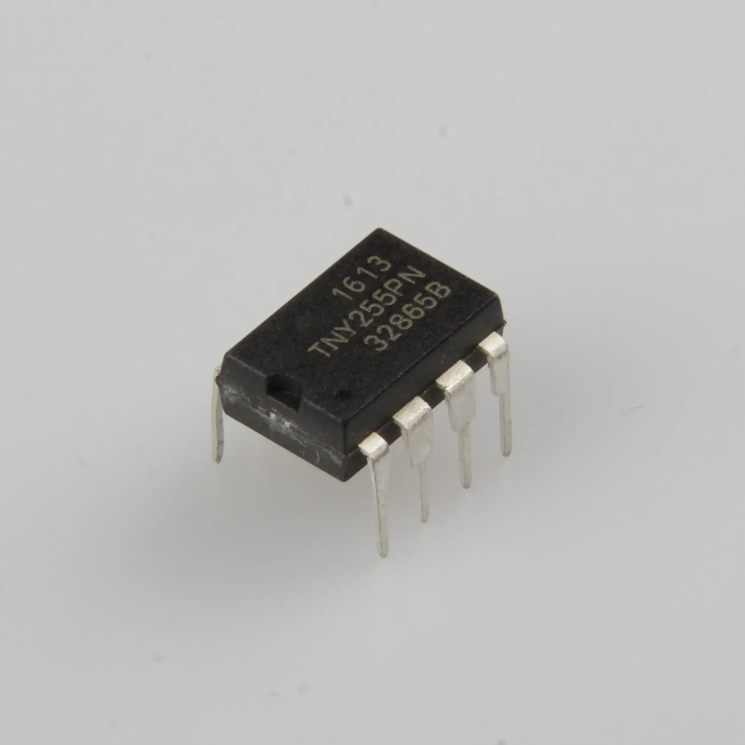 TNY255 TNY255PN 5pcs DIP-7 in-line, power module management chip