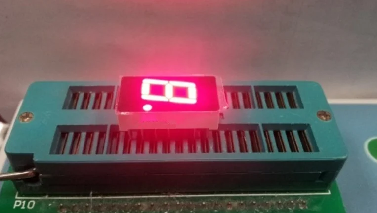 20pcs 7 segment Common Cathode /Anode 1 Bit digital Tube  0.4in. Red LED Display 7 segmentos LED Digital tube