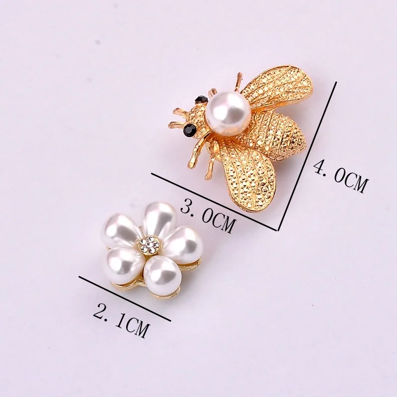 Magnet Brooch Pearl Rhinestone Flower Safe Hijab No Hole Pins Shirt Scarf Buckle Brooches for Women Accessories New Fashion Bee