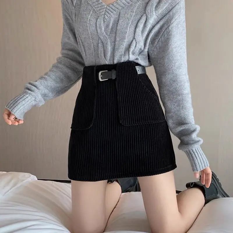 

Striped Corduroy Skirt Women's 2024 Autumn Winter New Retro Korean Style High Waisted Slim A-Line Skirt